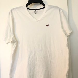 Hollister Large Summer White V-neck T-shirt